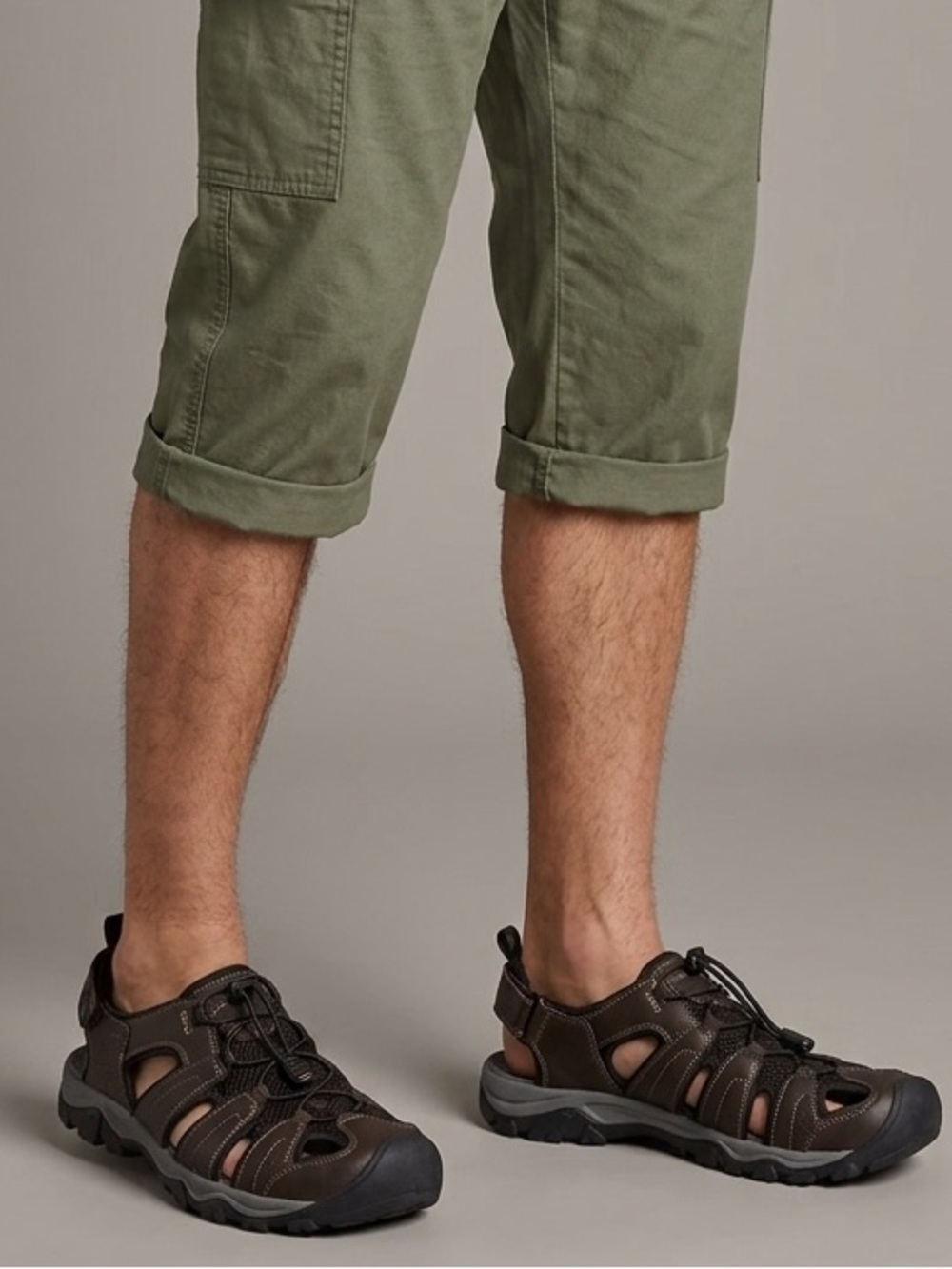 Eddie Bauer Leather Enclosed Toe Bungee Closure Meridian Sandals.